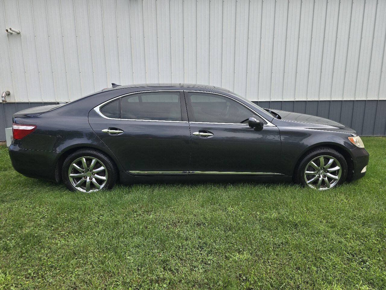 Used 2008 Lexus LS 460 L RWD image 8