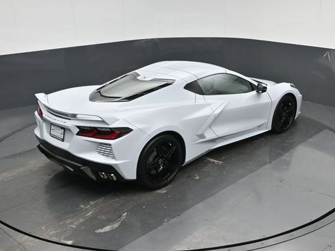 Used 2021 Chevrolet Corvette Stingray Preferred Cpe w/ Z51 Performance Package image 53