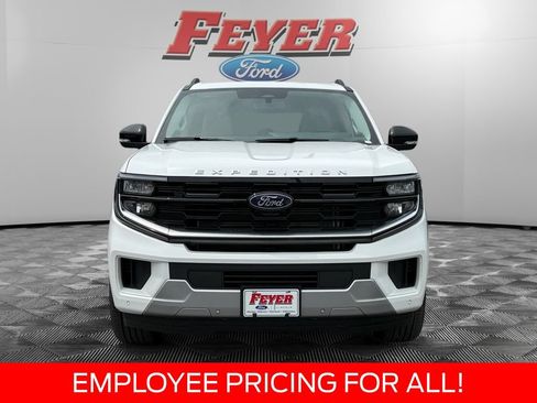 New 2026 Ford Expedition Max Platinum w/ Platinum Ultimate Package AWD/4WD image 8