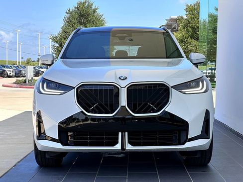 New 2025 BMW X3 xDrive30i w/ Premium Package image 5
