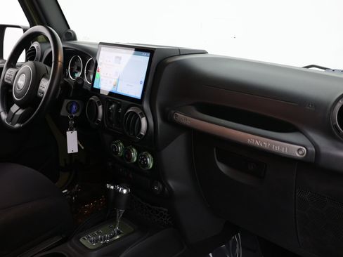 Used 2013 Jeep Wrangler Unlimited Sport AWD/4WD image 40