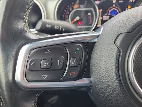 Used 2020 Jeep Wrangler Unlimited Sahara w/ Uconnect 4C Nav & Sound Group AWD/4WD image 29