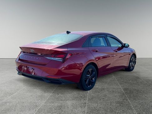 Certified 2023 Hyundai Elantra SEL image 5