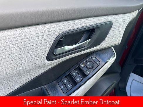 Certified 2023 Nissan Rogue SV image 12