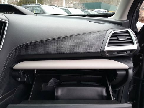 Used 2023 Subaru Forester Limited image 38