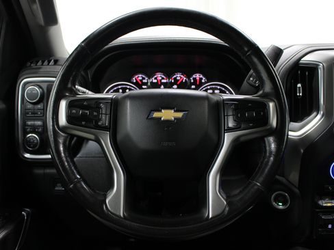 Used 2021 Chevrolet Silverado 1500 LTZ w/ LTZ Premium Package AWD/4WD image 11