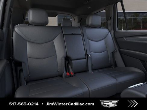 New 2025 Cadillac XT6 Luxury image 17
