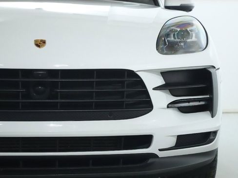 Used 2021 Porsche Macan AWD/4WD image 8