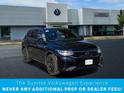 Used 2024 Volkswagen Tiguan SE R-Line