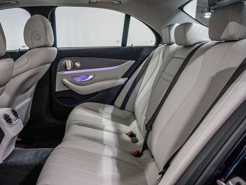 Used 2023 Mercedes-Benz E 350 Sedan image 18