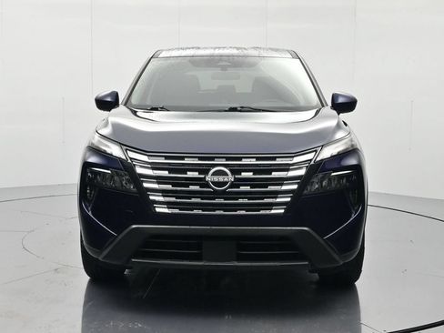 Used 2026 Nissan Rogue SV FWD image 2
