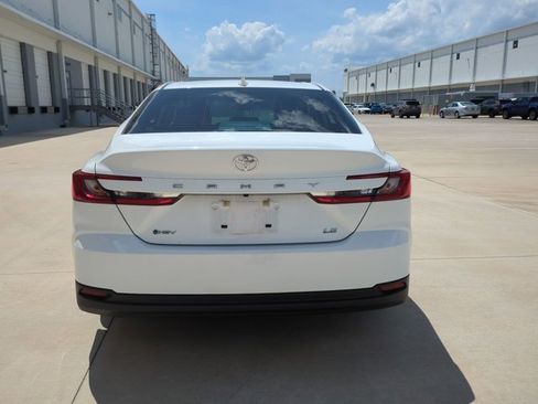 Used 2025 Toyota Camry LE FWD image 7