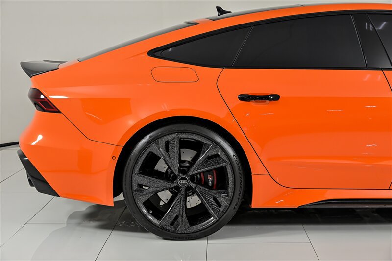 Used 2021 Audi RS 7 Sportback w/ Carbon Optic Package AWD/4WD image 15