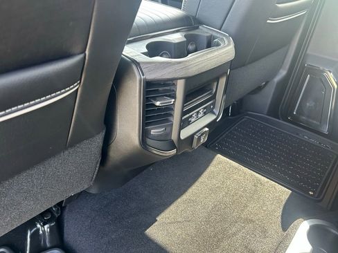 New 2025 RAM 3500 Limited image 25