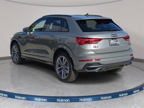 Used 2025 Audi Q3 2.0T Premium w/ Convenience Package AWD/4WD image 5