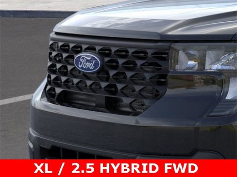 New 2025 Ford Maverick XL image 46