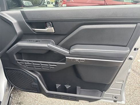 Used 2024 Toyota Tacoma TRD Sport image 15