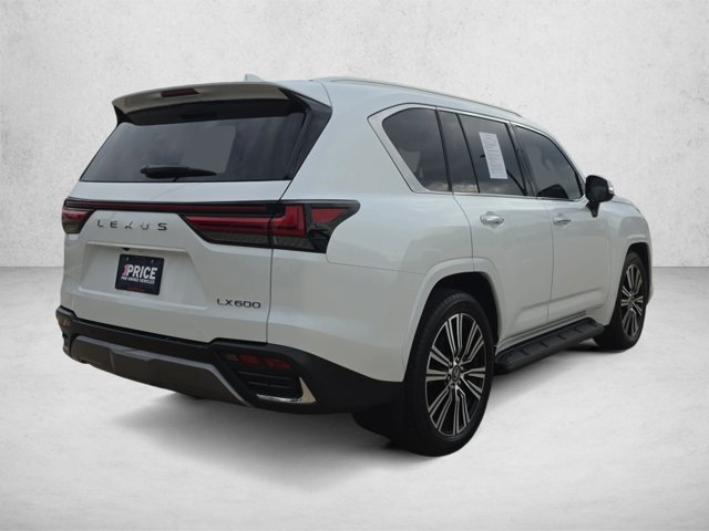 Used 2026 Lexus LX 600 4WD w/ Accessory Package (2T) image 5