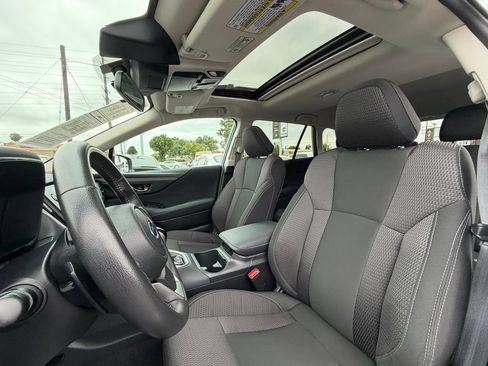Used 2025 Subaru Outback Premium AWD/4WD image 33