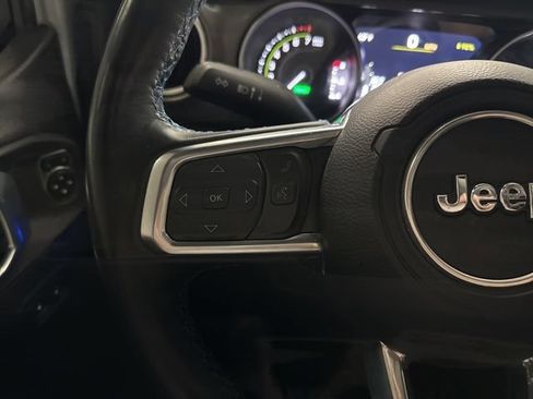 Used 2023 Jeep Wrangler Unlimited Rubicon 4xe w/ Cold Weather Group AWD/4WD image 33