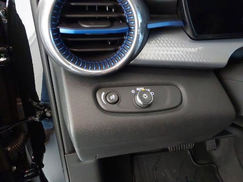 New 2026 Chevrolet Trax LT w/ Driver Confidence Package image 23