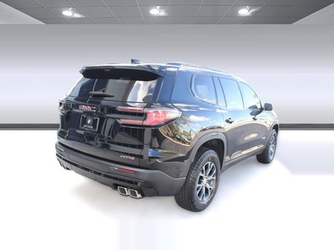 Used 2026 GMC Acadia AT4 AWD/4WD image 9