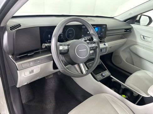 Used 2024 Hyundai Kona SEL w/ Convenience Package image 13