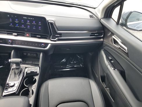 Used 2023 Kia Sportage EX image 26