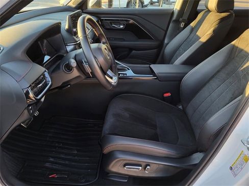 Certified 2025 Acura ADX A-Spec image 20