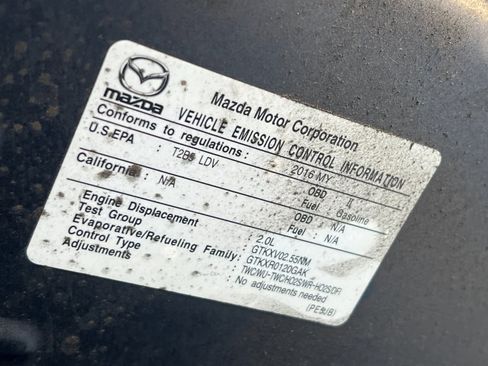 Used 2016 MAZDA MAZDA3 i Touring image 29