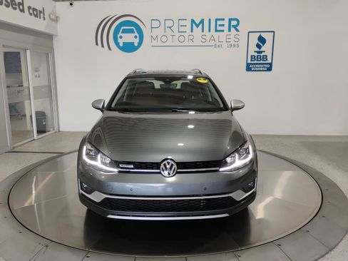 Used 2019 Volkswagen Golf Alltrack SE AWD/4WD image 13