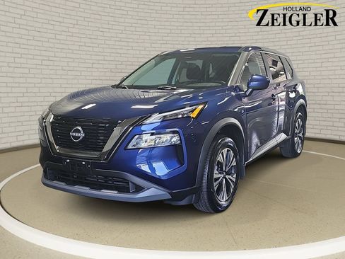 Certified 2023 Nissan Rogue SV AWD/4WD image 1