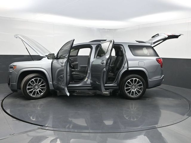 Used 2023 GMC Acadia Denali w/ Denali Ultimate Package AWD/4WD image 40