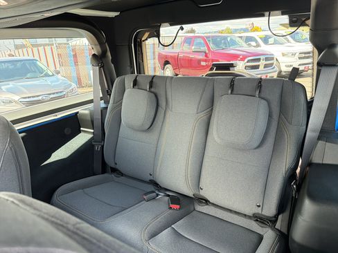 Used 2024 Jeep Wrangler Sport AWD/4WD image 12