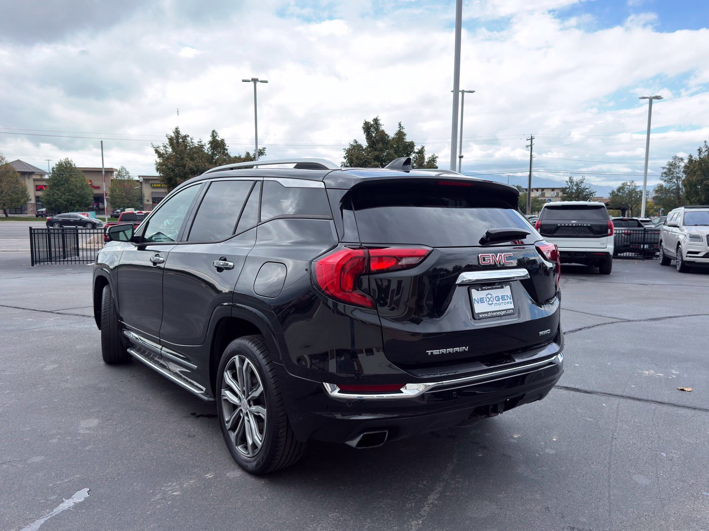 Used 2019 GMC Terrain Denali w/ LPO, 'HIT The Road' Package AWD/4WD image 31