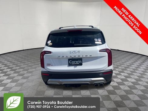 Used 2022 Kia Telluride EX w/ Towing Package AWD/4WD image 6