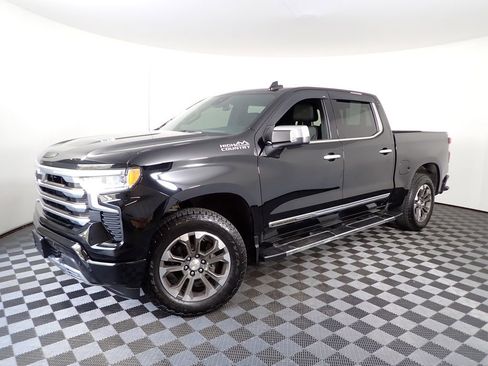 Used 2022 Chevrolet Silverado 1500 High Country AWD/4WD image 15