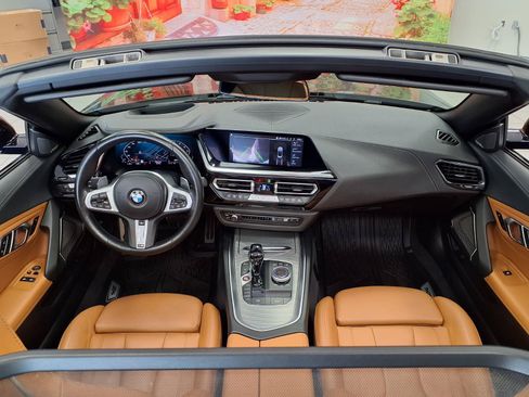 Used 2022 BMW Z4 M40i w/ Premium Package RWD image 13