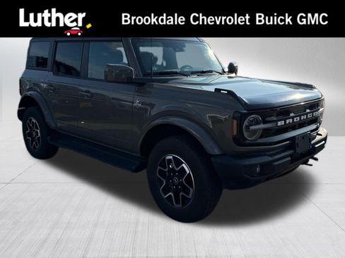 Used 2025 Ford Bronco Outer Banks AWD/4WD image 1
