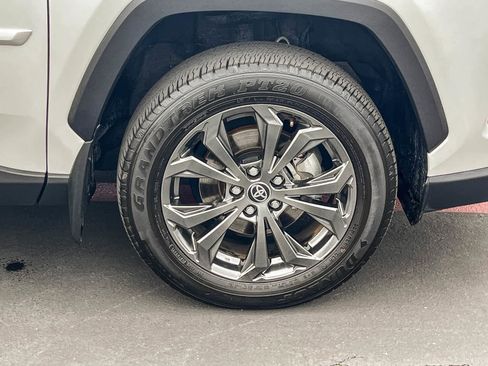 Used 2023 Toyota RAV4 Limited image 9