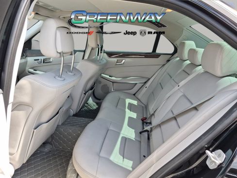 Used 2016 Mercedes-Benz E 350 Sedan image 13