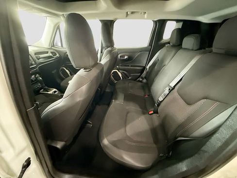 Used 2016 Jeep Renegade 75th Anniversary image 24