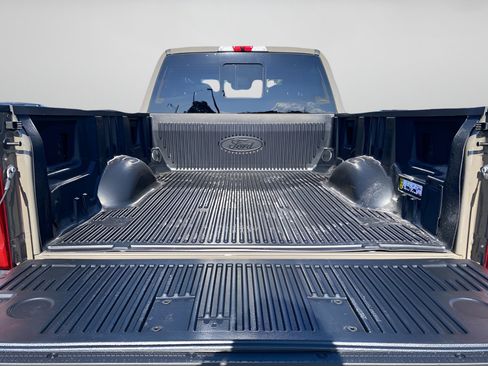 New 2026 Ford F250 Lariat w/ Lariat Premium Package AWD/4WD image 9