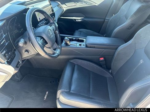 Used 2025 Lexus RX 450h AWD w/ Convenience Package image 11
