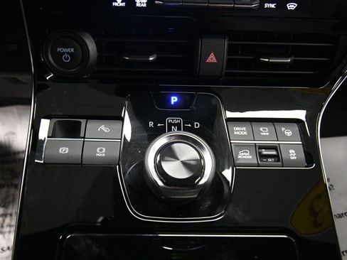 Used 2023 Subaru Solterra AWD image 16