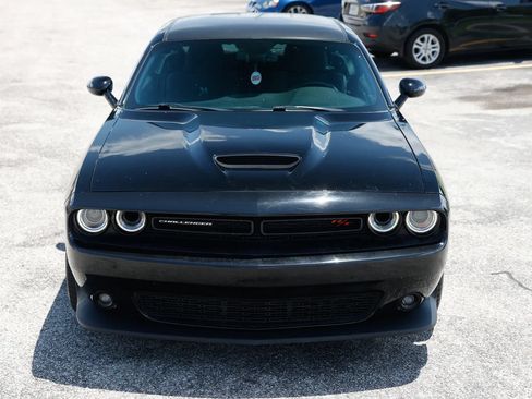 Used 2017 Dodge Challenger R/T Scat Pack RWD image 10