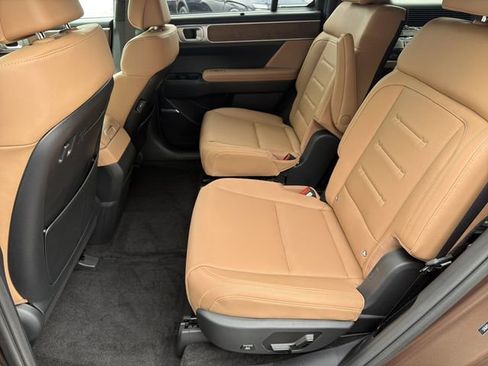New 2026 Hyundai Santa Fe Calligraphy FWD image 21