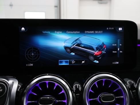 Used 2022 Mercedes-Benz GLB 35 AMG 4MATIC image 63