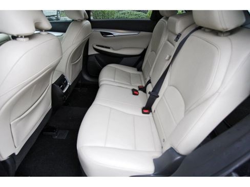 Used 2020 INFINITI QX50 Luxe w/ Cargo Package AWD/4WD image 7