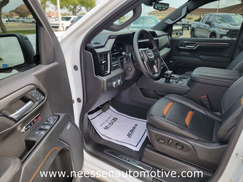 Used 2024 GMC Sierra 1500 AT4 w/ Technology Package image 12